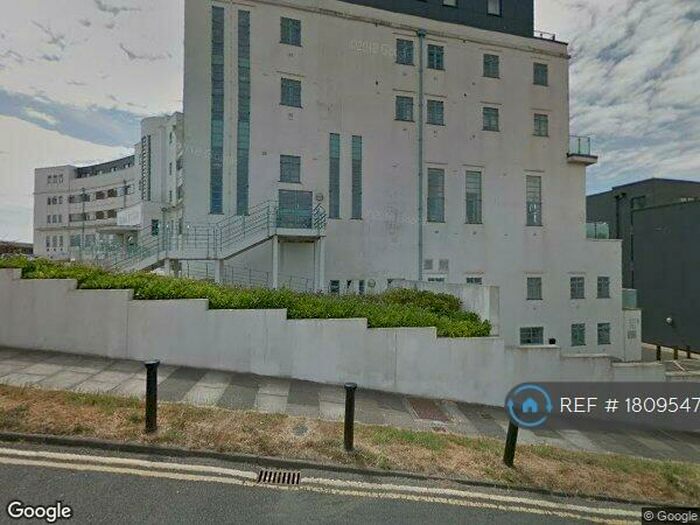 2 Bedroom Flat To Rent In Suez Way, Brighton, BN2