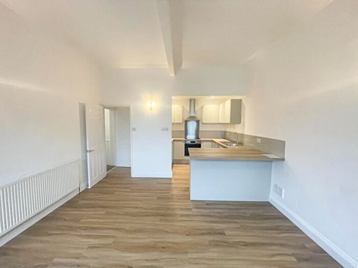 2 Bedroom Apartment To Rent In Station Road, Kettering, NN14