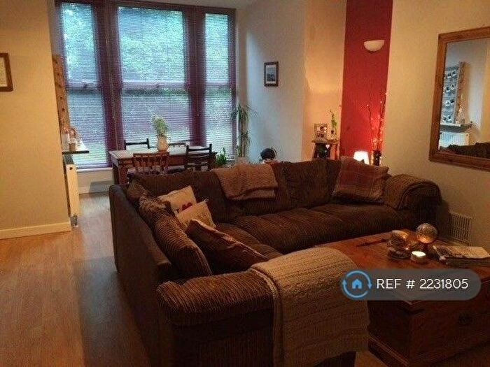 2 Bedroom Flat To Rent In Westfield Terrace, Leeds, LS7
