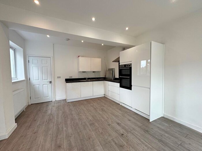 3 Bedroom House To Rent In Knighton Road, Woolston, SO19