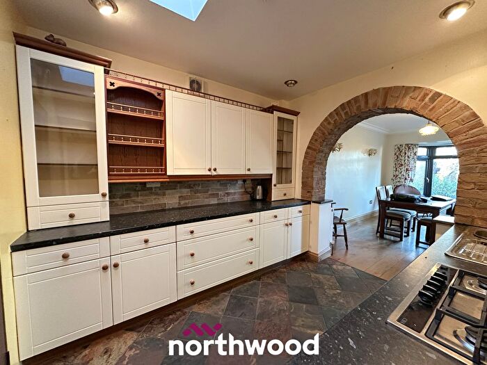 3 Bedroom Bungalow For Sale In High Street, Dunsville, Doncaster, DN7