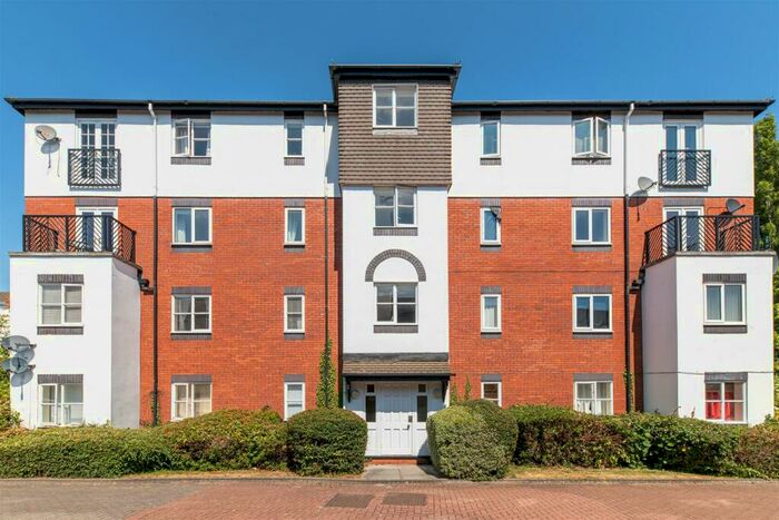 2 Bedroom Flat To Rent In Foundry Court, St Peters Basin, Newcastle Upon Tyne, NE6