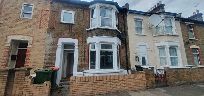 1 Bedroom Flat To Rent In Studley Road, London, E7