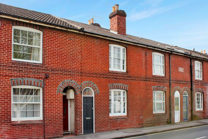 2 Bedroom Terraced House To Rent In Bar End Road, Winchester, SO23