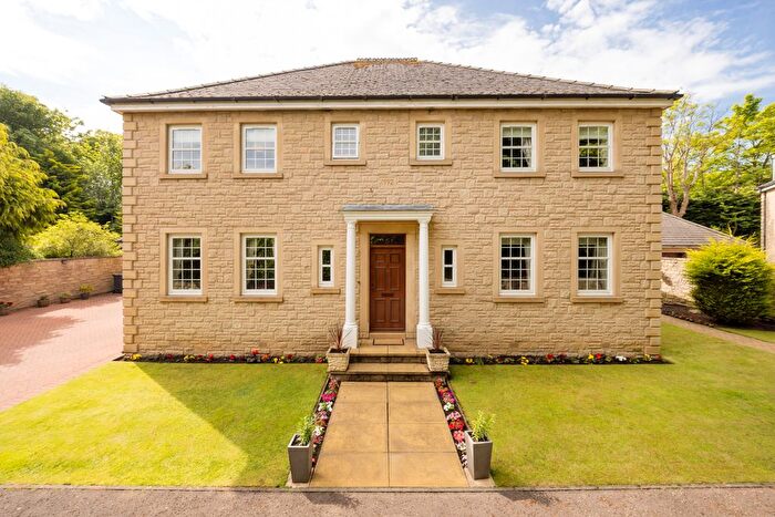 5 Bedroom Villa For Sale In Glenlockhart, Edinburgh, EH10