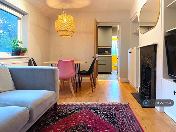 2 Bedroom Flat To Rent In Antill Road, London, E3