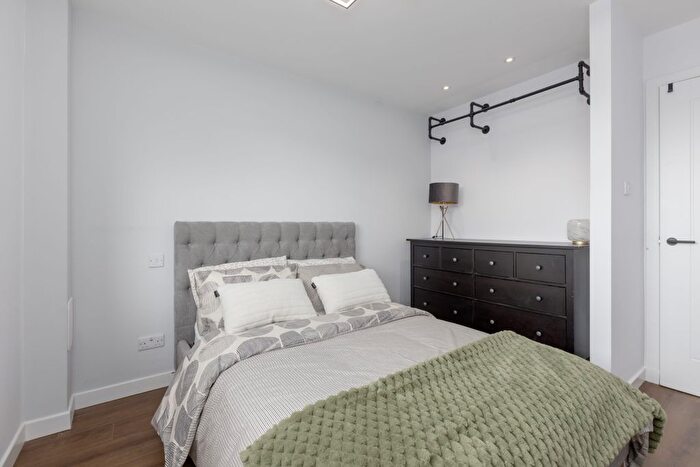 1 Bedroom Flat For Sale In / Hutchison Road, Edinburgh, EH14