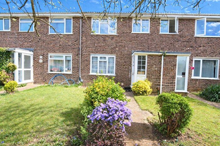 3 Bedroom Terraced House For Sale In Bonnington Road, Maidstone, ME14