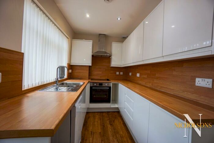 4 Bedroom Terraced House To Rent In Victoria Road, Retford, Nottinghamshire, DN22