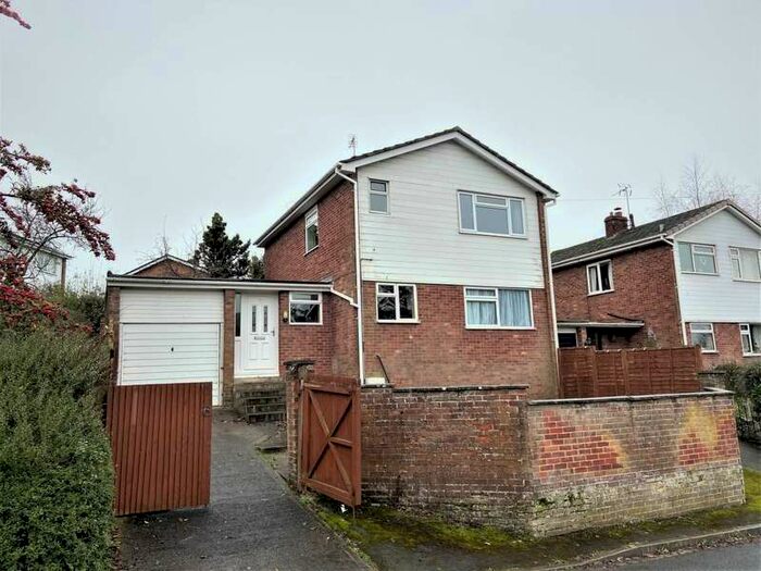 3 Bedroom House To Rent In Lilliput Avenue, Chipping Sodbury, Bristol, BS37