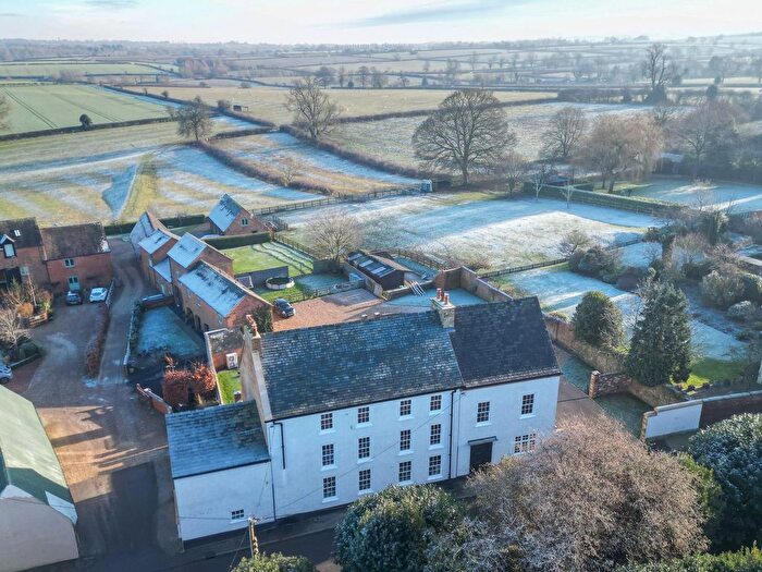 4 Bedroom Property For Sale In High Street, Welford, NN6