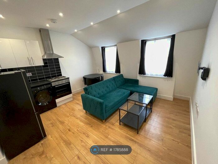 1 Bedroom Flat To Rent In Denmark Hill, London, SE5