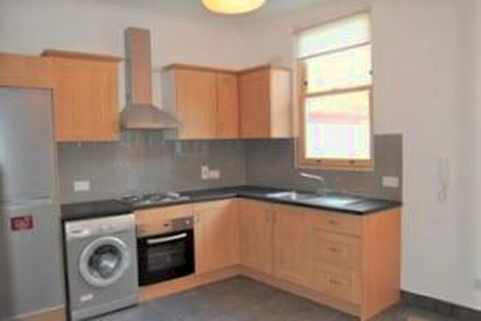 2 Bedroom Flat To Rent In Tramway Avenue, Stratford, London, E15