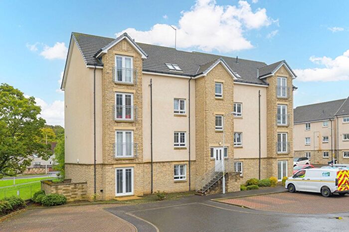 2 Bedroom Flat For Sale In Pilmuir Place, Dunfermline, KY12