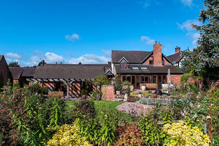 4 Bedroom Detached House For Sale In Ombersley, Droitwich, Worcestershire, WR9