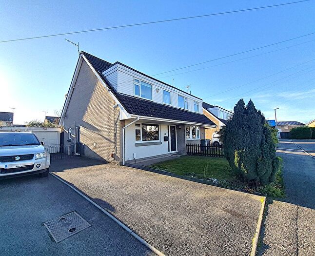 3 Bedroom Semi-detached House For Sale In Preston Road, Oakdale, Poole, BH15