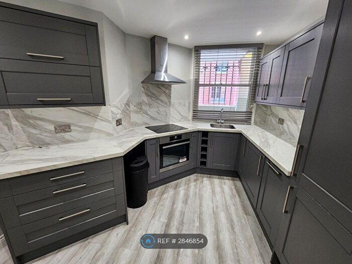 2 Bedroom Flat To Rent In Judd Street, London, WC1H