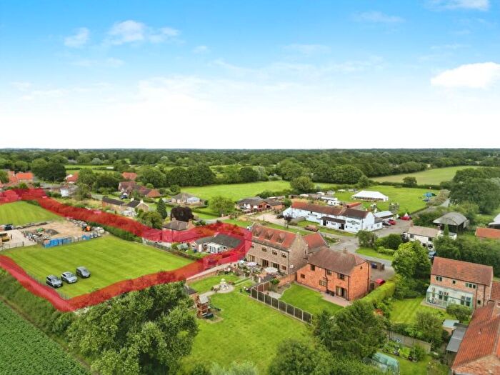 5 Bedroom Detached House For Sale In Broad Lane, Sykehouse, Goole, DN14