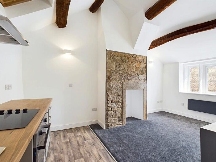 1 Bedroom Cottage For Sale In Wheatley Road, Halifax, HX3X