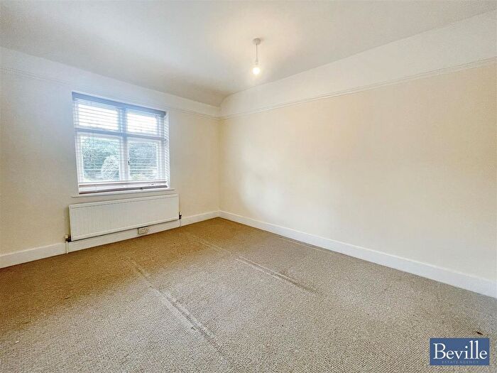 4 Bedroom Semi-detached House To Rent In Grove Road, Sonning Common, Reading, RG4