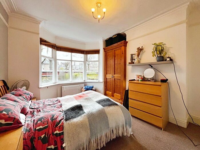 2 Bedroom Flat For Sale In Claremont Grove, Didsbury, Manchester, M20