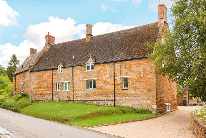 4 Bedroom Detached House For Sale In Maidford, Towcester, Northamptonshire, NN12