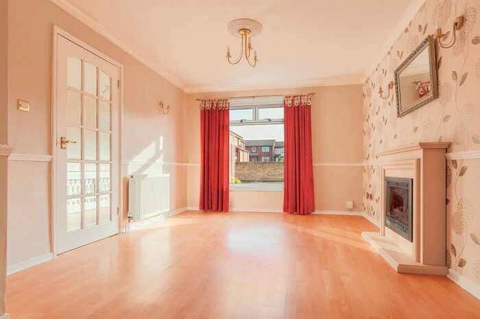 3 Bedroom Terraced House To Rent In L &#; Laichpark Place, Edinburgh, EH14