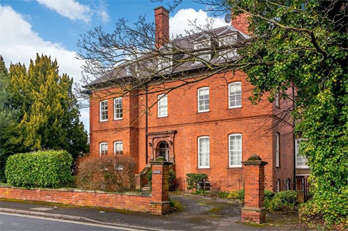 2 Bedroom Flat To Rent In Overton Park Road, Cheltenham, GL50