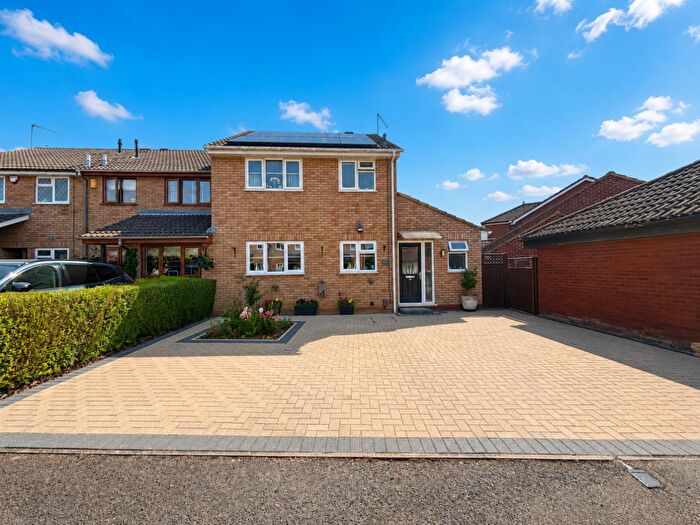 3 Bedroom End Of Terrace House For Sale In Thornfield, Cherry Lodge, Northampton, NN3