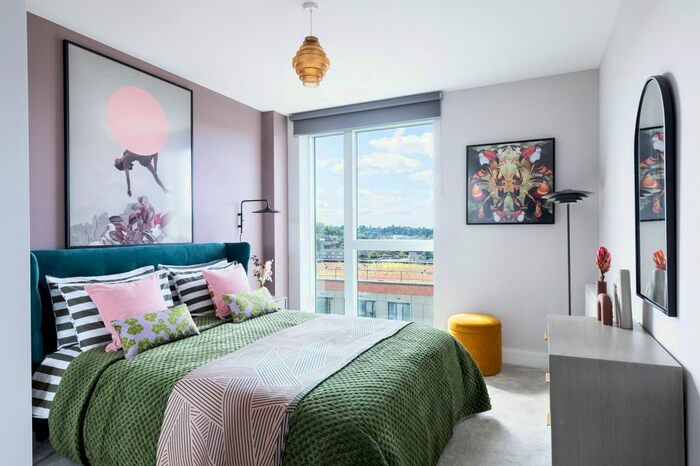 1 Bedroom Flat To Rent In Marketfield Road, Redhill, RH1