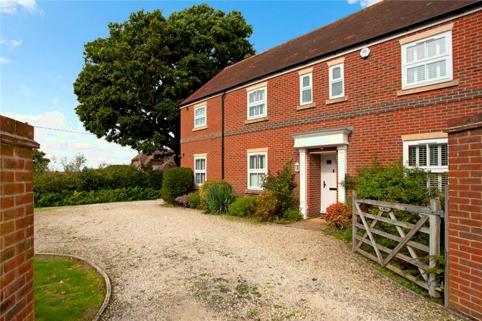 4 Bedroom Detached House For Sale In The Green, Dial Post, Horsham, RH13
