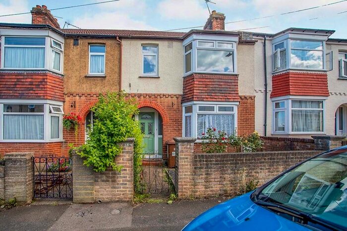 3 Bedroom Terraced House To Rent In Ewart Road, Chatham, Kent, ME4