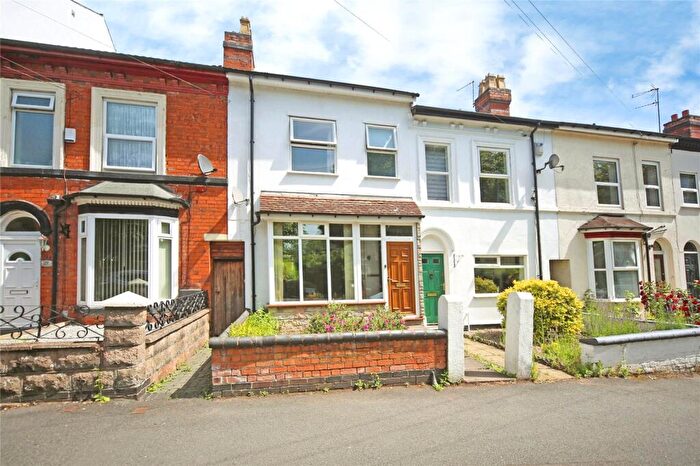 3 Bedroom Terraced House For Sale In The Avenue, Birmingham, West Midlands, B27