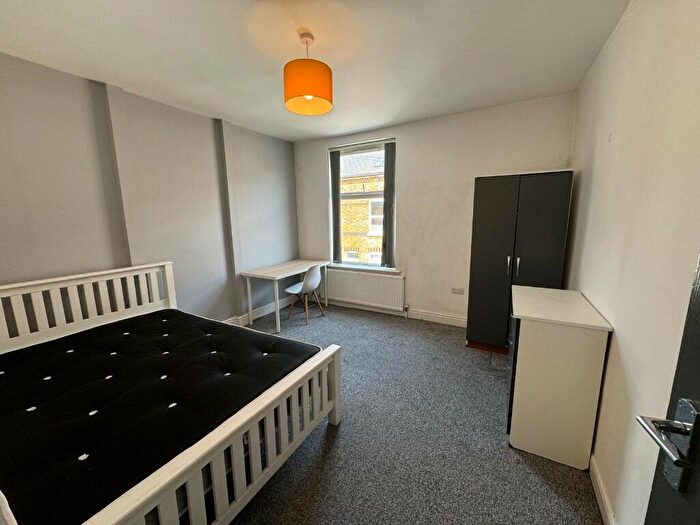 2 Bedroom Terraced House To Rent In Osmaston Street, Nottingham, Nottinghamshire, NG7