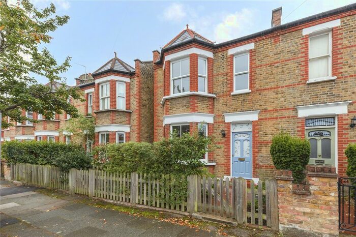 2 Bedroom Detached House To Rent In Trewince Road, West Wimbledon, SW20