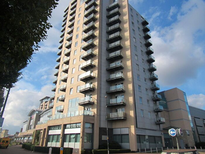 2 Bedroom Flat To Rent In Sovereign Point, Salford, M50