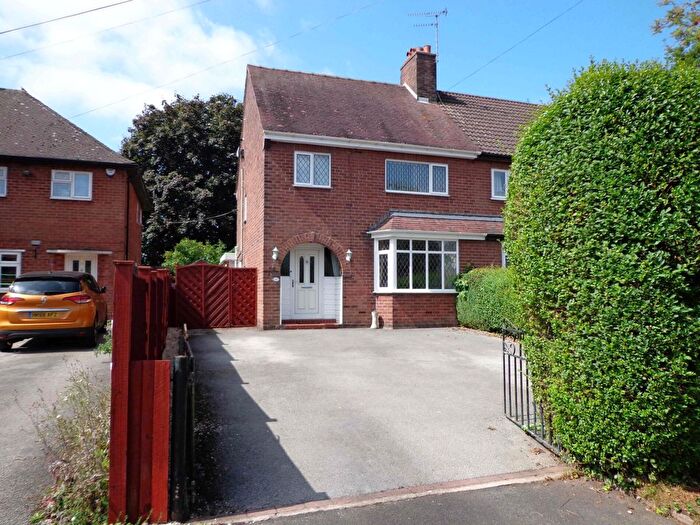 3 Bedroom Semi-Detached House For Sale In Vicarage Road, Tean, Stoke-On-Trent, ST10