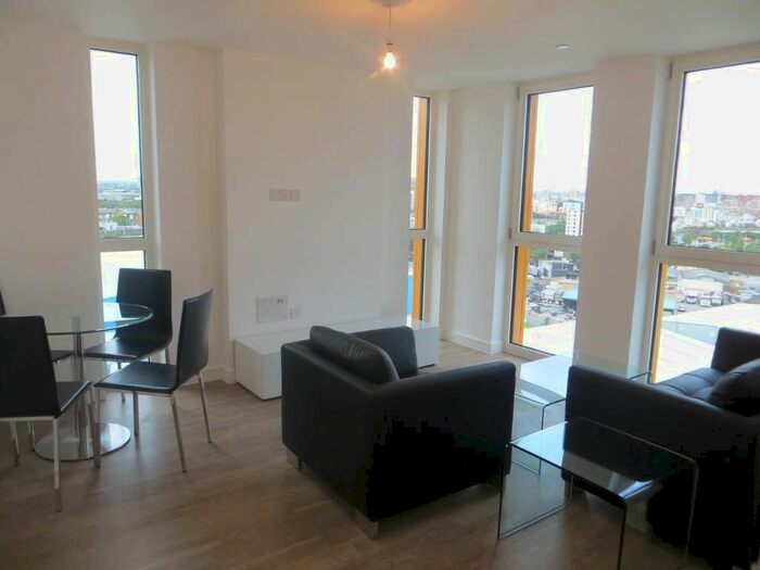1 Bedroom Flat To Rent In Loop Court, 1 Telegraph Place, North Greenwich, London SE10