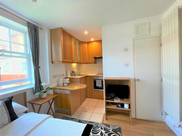 Studio To Rent In Fulham Palace Road, Hammersmith, London, W6