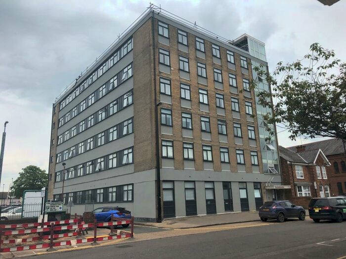 1 Bedroom Apartment To Rent In Buckingham Street, Aylesbury, HP20