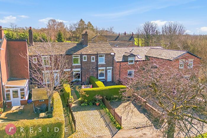 2 Bedroom Cottage For Sale In Lower Alt Hill, Ashton-Under-Lyne, OL6