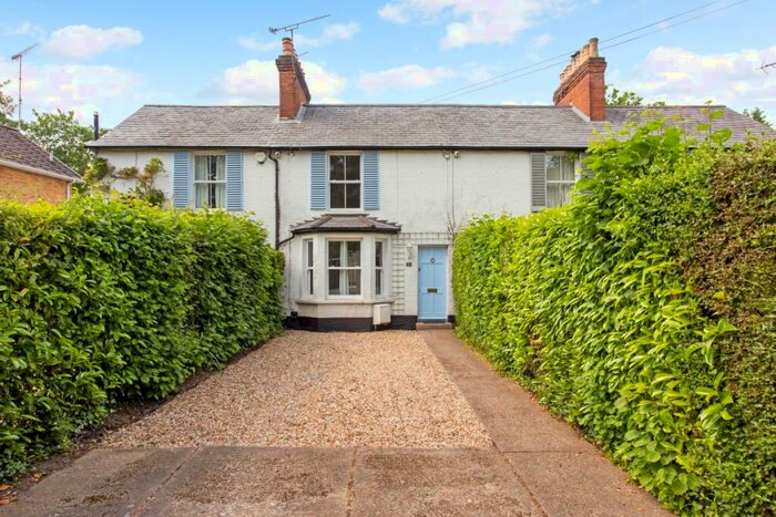 2 Bedroom Terraced House To Rent In Chertsey Road Windlesham, GU20
