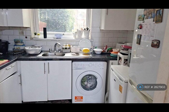 1 Bedroom Flat To Rent In Carnarvon Road, London, E15