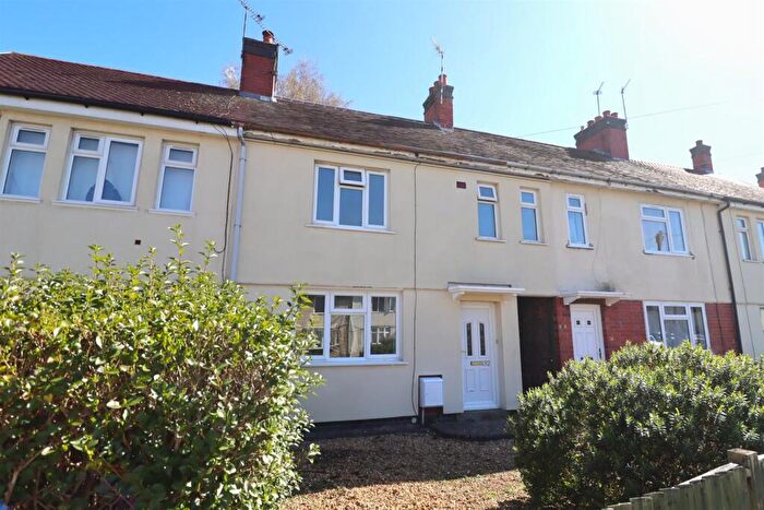 3 Bedroom End Of Terrace House To Rent In Gilfil Road, Nuneaton, CV10