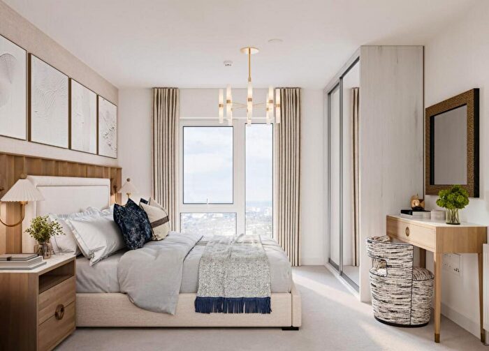 2 Bedroom Flat For Sale In Horne Lane, London, W3