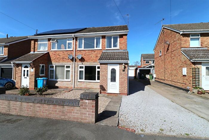 3 Bedroom Semi-Detached House For Sale In Croft View, Market Weighton, York, YO43