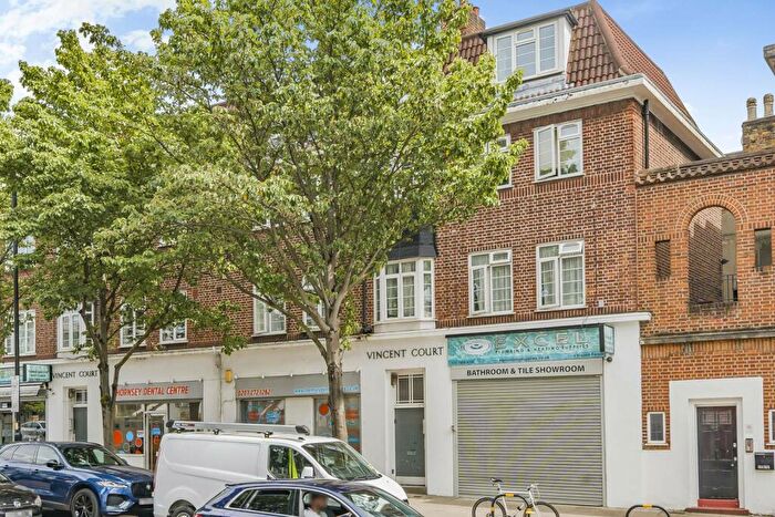 1 Bedroom Flat For Sale In Hanley Road, Stroud Green, London, N4
