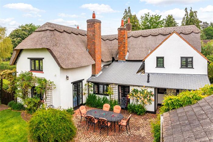 5 Bedroom Detached House For Sale In Manor Road, Towersey, Oxfordshire, OX9