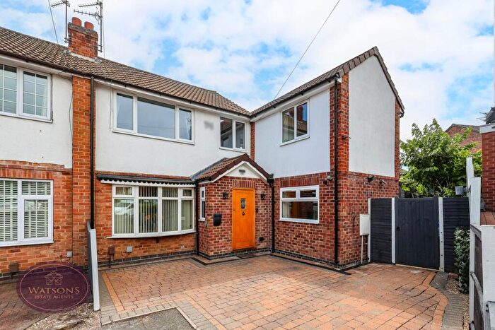 3 Bedroom Semi-Detached House For Sale In Milton Avenue, Ilkeston, DE7
