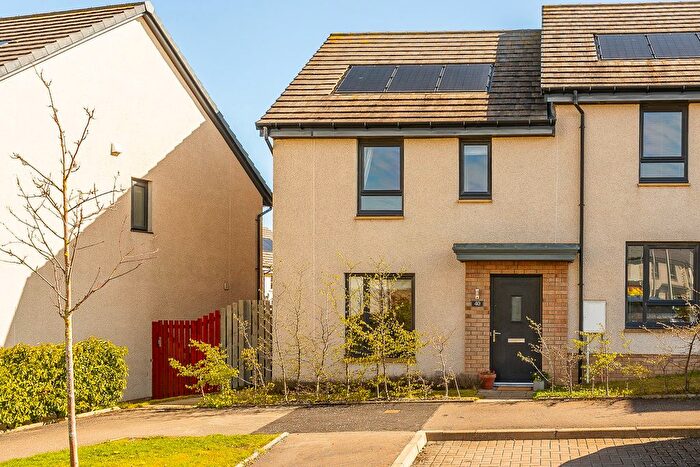3 Bedroom Terraced House For Sale In Achnacarry Street, Mortonhall, Edinburgh, EH17